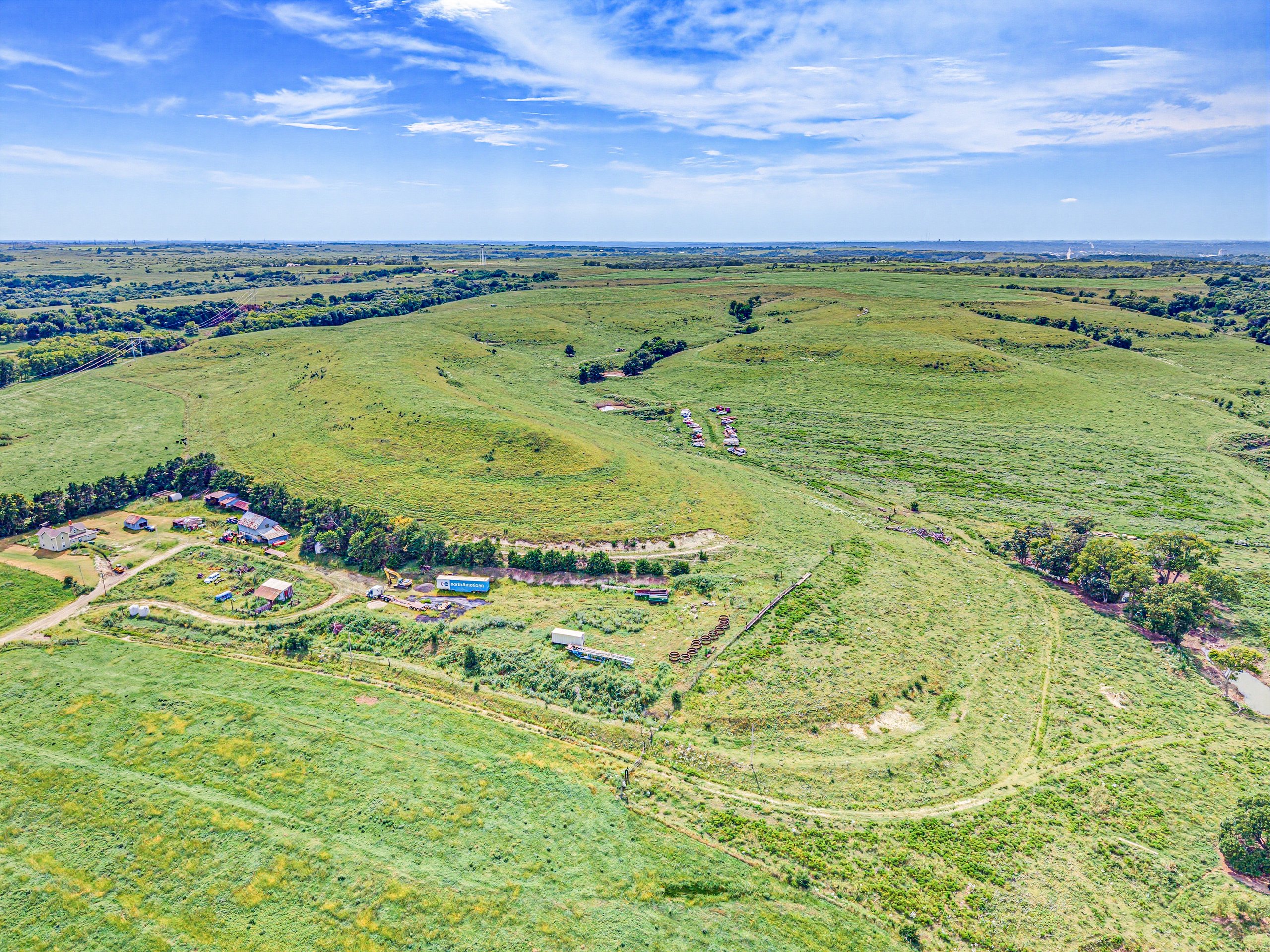 00000 Clarks Creek Rd — listing photograph 2