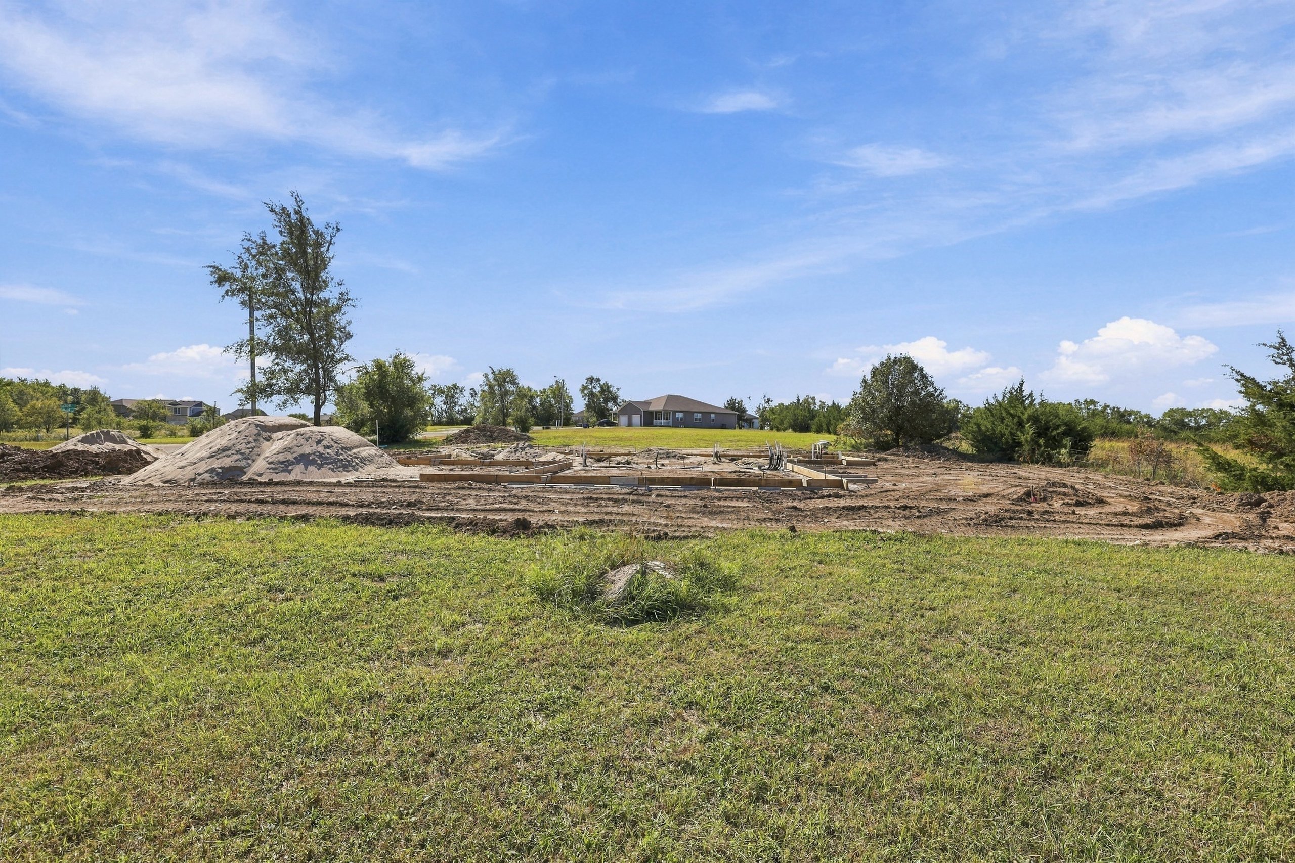 2020 Tanager Court — listing photograph 6