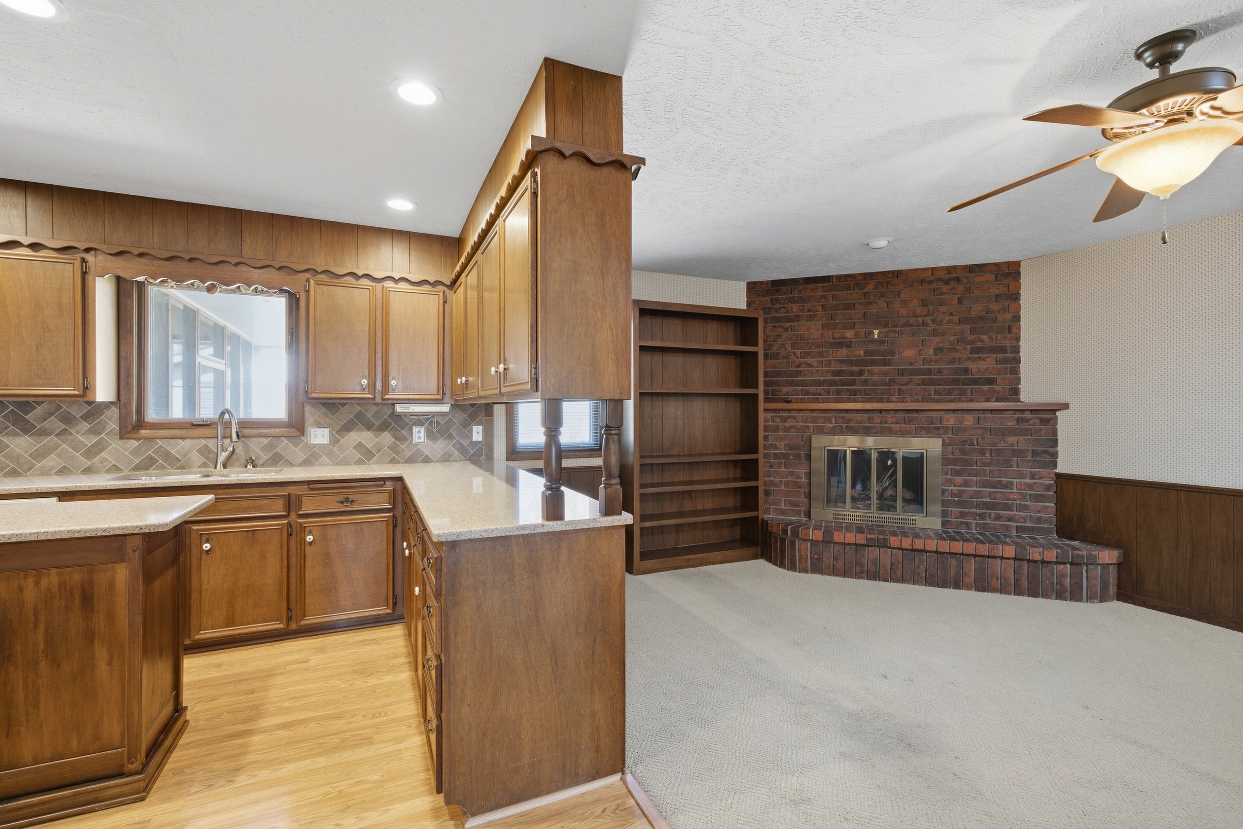2105 Northwood Lane — listing photograph 7