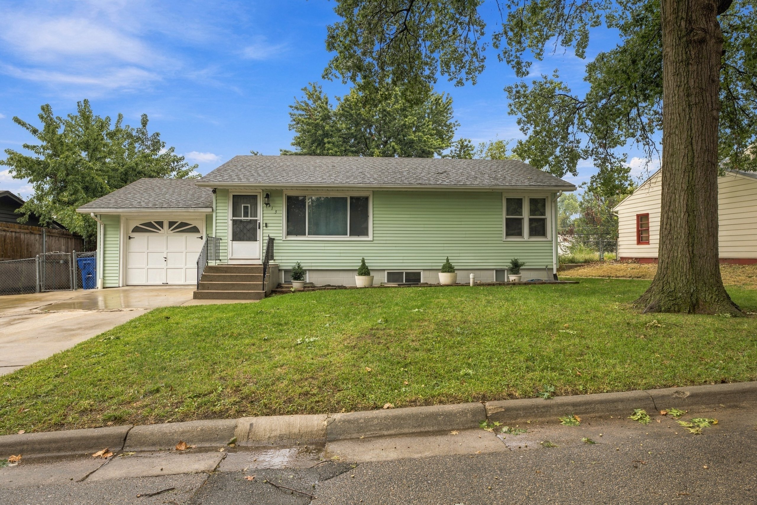 513 Sheridan Dr