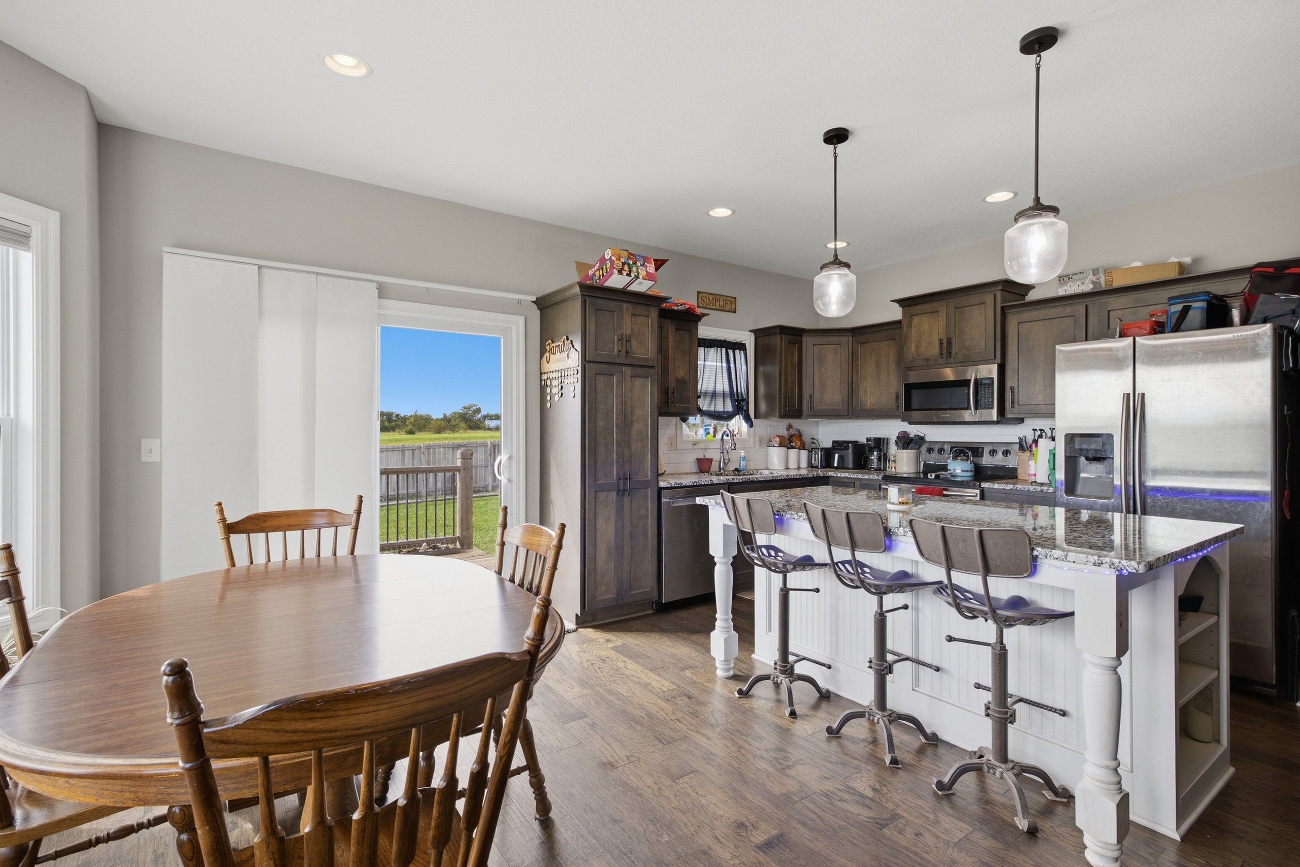 803 Linden Ct. — listing photograph 6